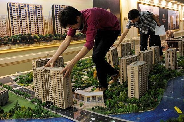 中國房地產市場拉警報 近3年約1100家房企破產